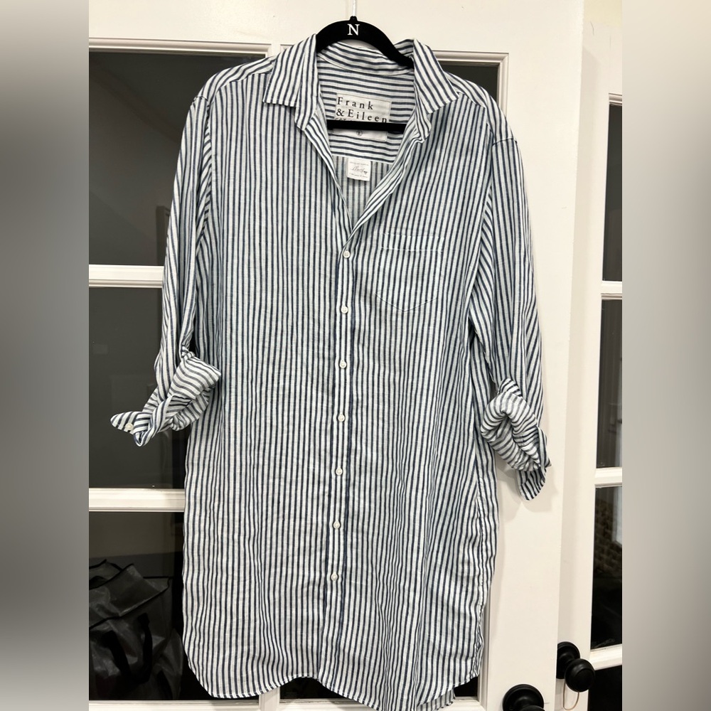 Frank & Eileen Blue and White linen Button Down dress